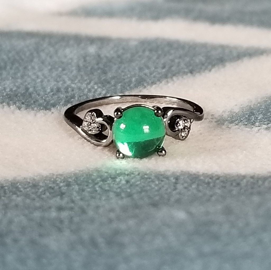 Green Globe Ring